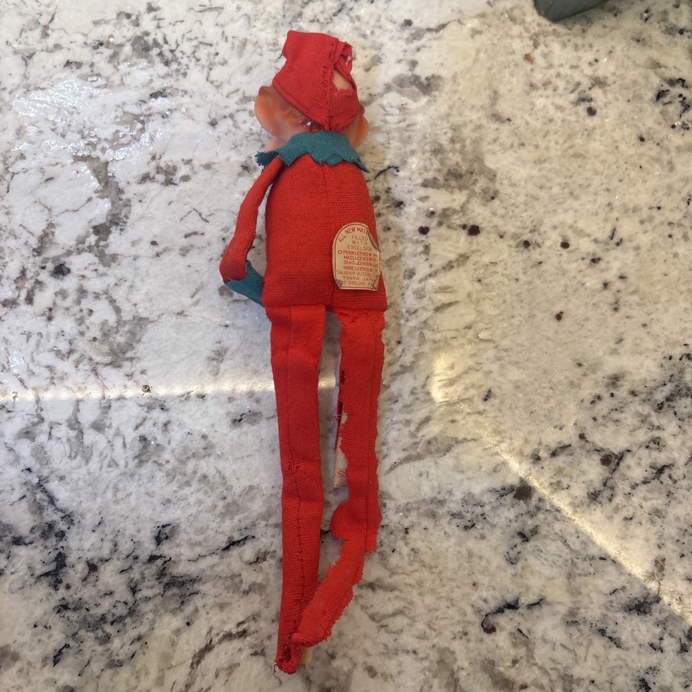 Vintage 2 Knee Huggers Elf Pixie Shelf Sitter Green Red Christmas Japan Damage - Picture 11 of 16